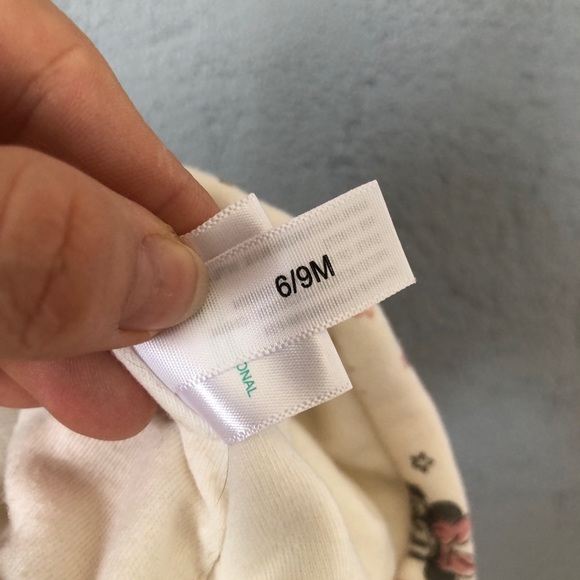 Disney Pajama Set - Picture 5 of 8